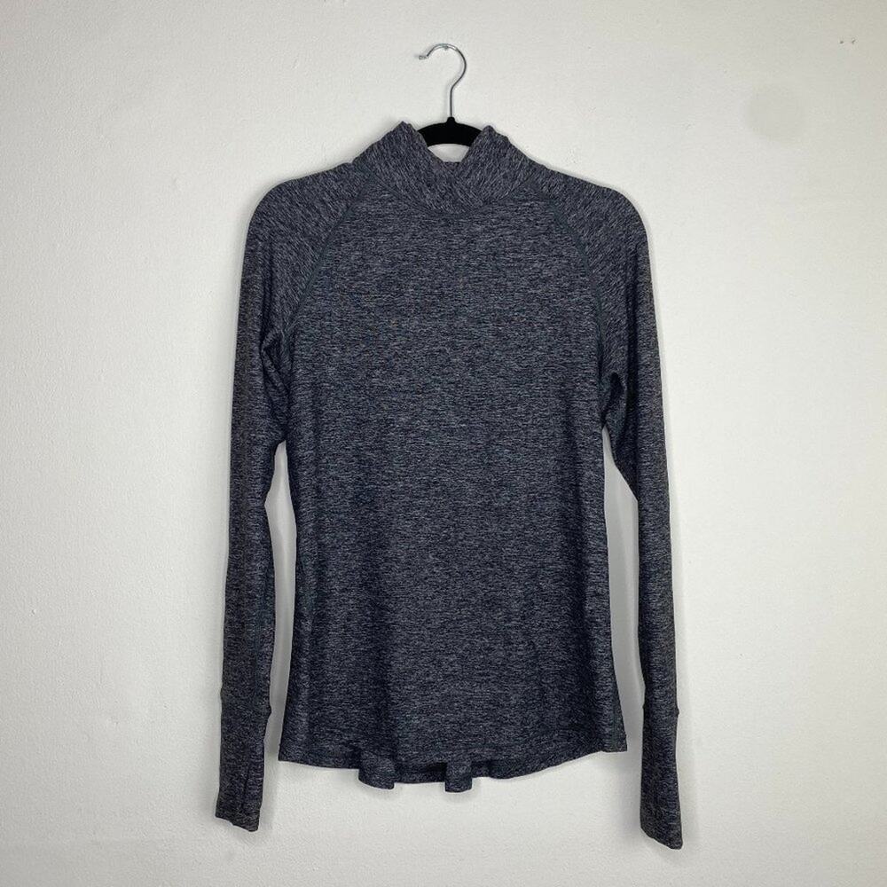 Lululemon Grey Turtleneck Lightweight Pullover Sweater With Thumbholes - M/L